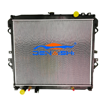 radiatoro por Hilux 19- ĉe